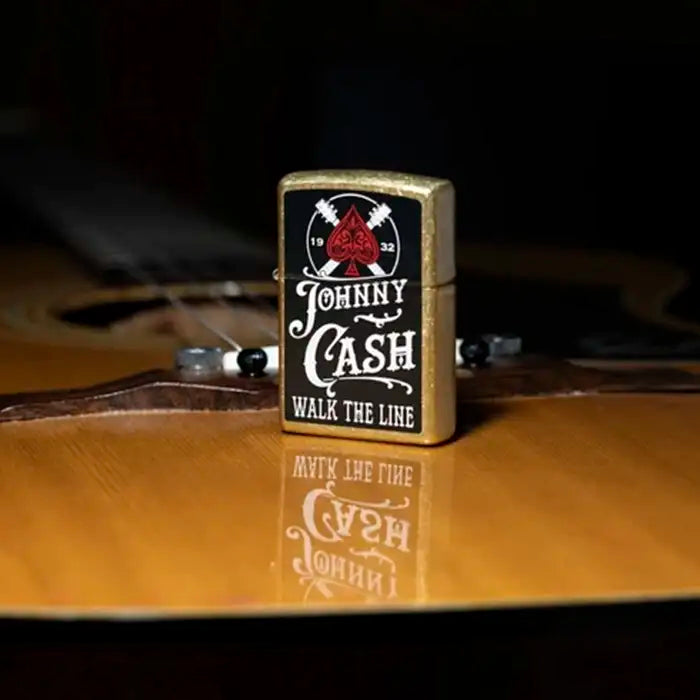 Zippo – Johnny Cash «Walk the Line» – Street Brass Lighter