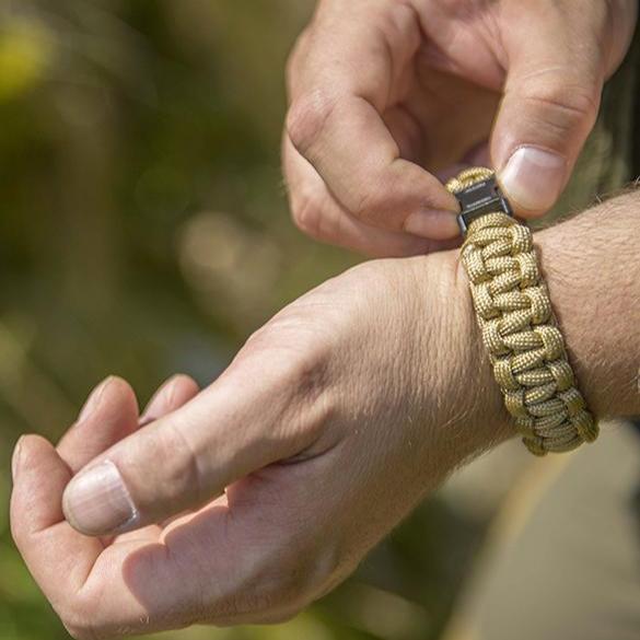 Survival Bracelet - Paracord