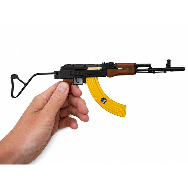 Goatguns AK47 gult bananmagasin på modell
