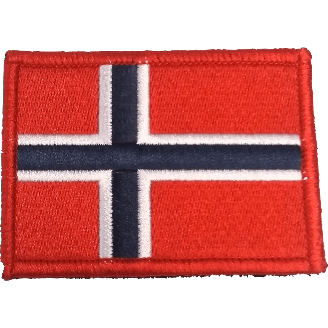 Patch - Brodert Norsk flagg med rød kant - Game-On.no