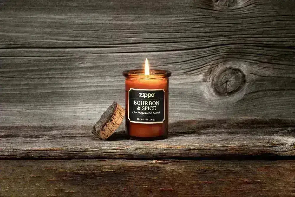 Zippo - Spirit Candle Duftlys - Bourbon & Spice - Game-On.no